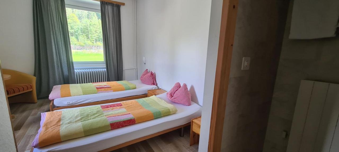Hostel Gemmi-Lodge Kandersteg Esterno foto